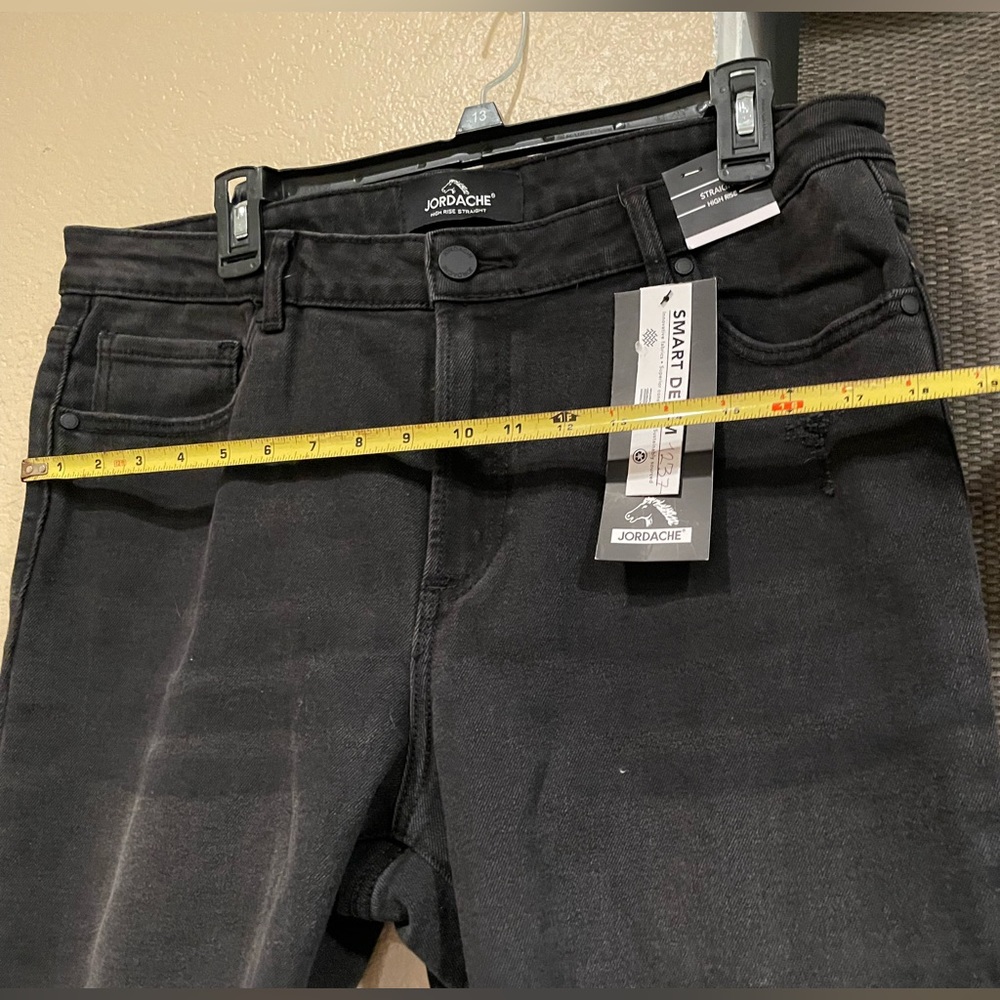 Jordache Straight High Rise - Picture 4 of 10